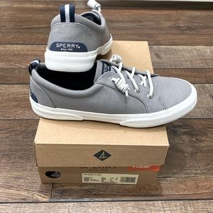 Women’s Sperry Pier Wave Gray Sneakers NIB 7.5